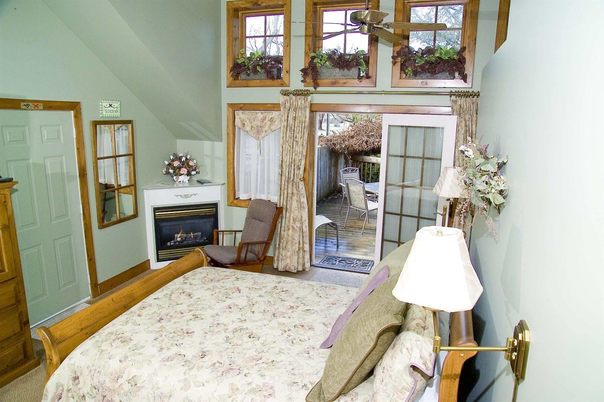 Weatherpine Inn Niagara-on-the-Lake Εξωτερικό φωτογραφία